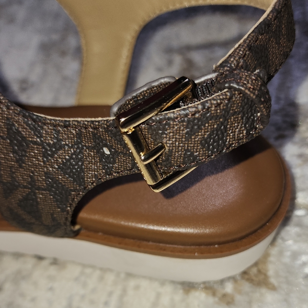 Michael Kors Brown and Gold Sandals - Picture 4 of 7